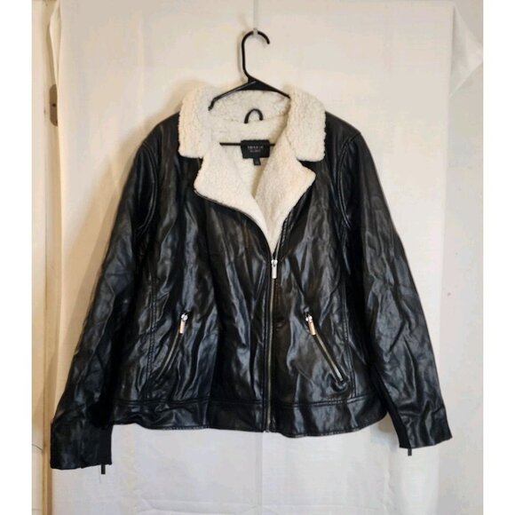 Torrid Women's Jacket Faux Leather Sherpa Line Moto Size 3 (3x/22-24) Black - Picture 1 of 13